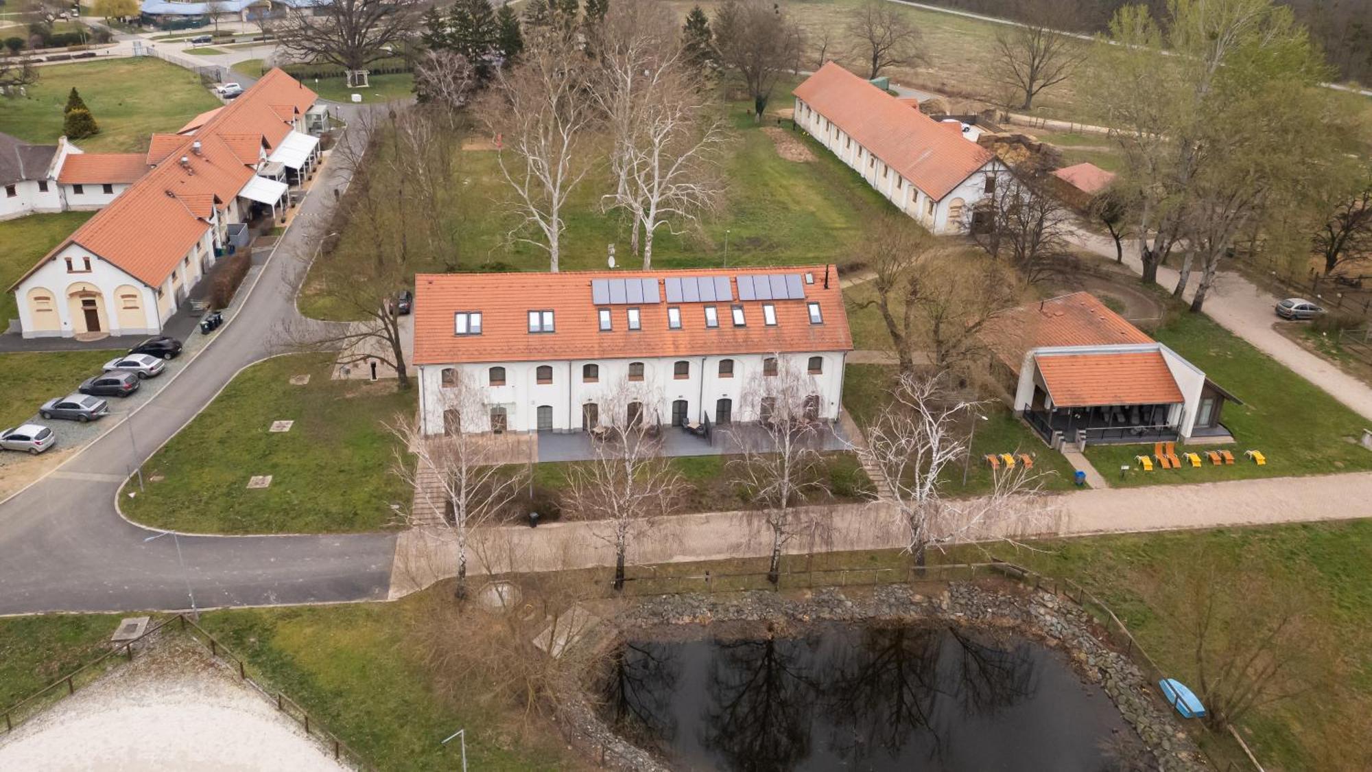 Sárvár Vadkert Major酒店 外观 照片